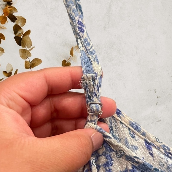 Lovestitch Blue Floral Boho Cottagecore Tank Top Size Small Dainty Regency - Picture 4 of 8